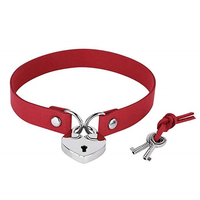 Domme collar heart